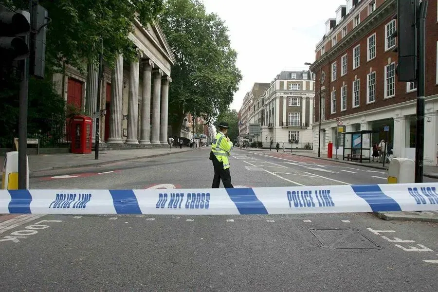 Muere un niño de 13 años por el ataque con espada en una estación de metro de Londres El incidente no es de naturaleza terrorista
