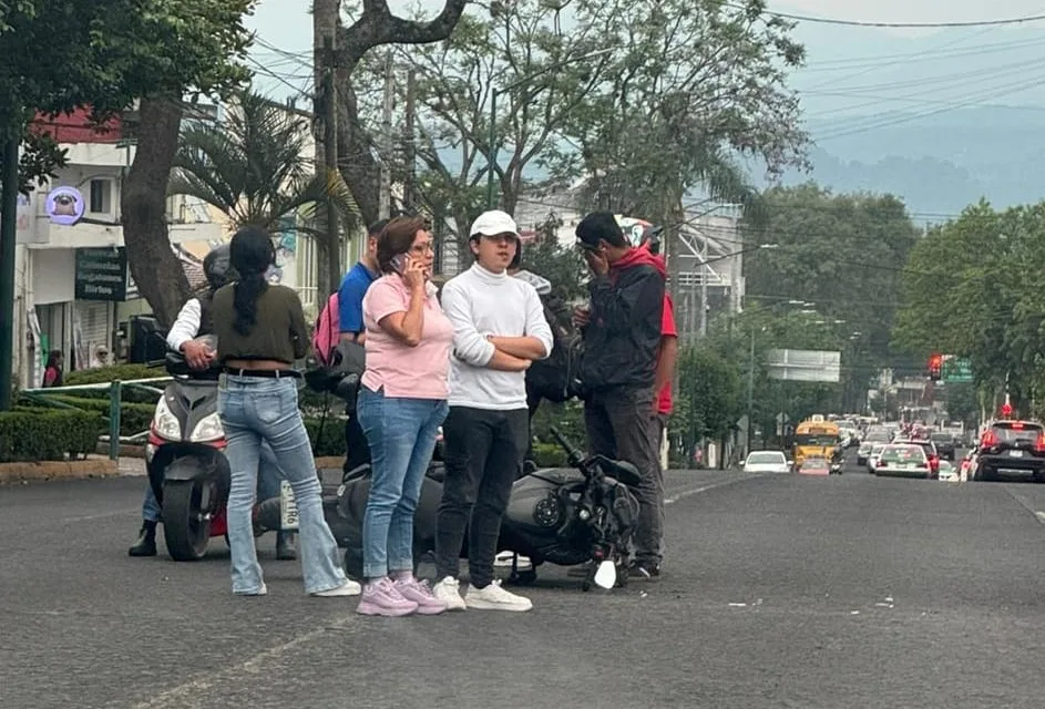 Accidente de tránsito en la avenida Ávila Camacho,  Xalapa