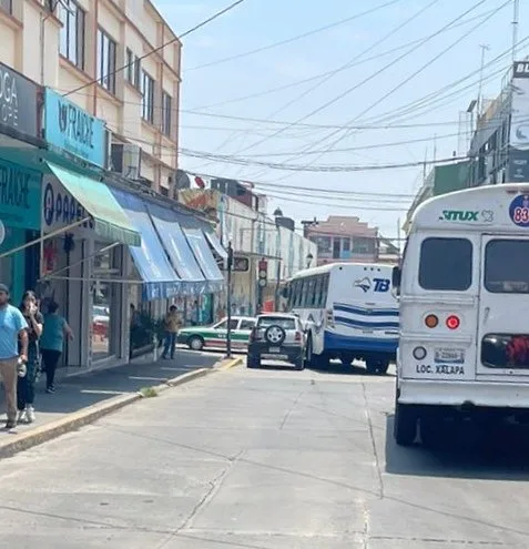 Accidente de tránsito en Altamirano y  Revolución, Xalapa