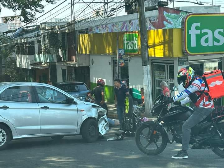 Motociclista lesionado en Maestros Veracruzanos