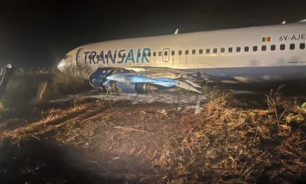 Boeing 737  se salió de la pista durante el despegue en el aeropuerto internacional de Dakar
