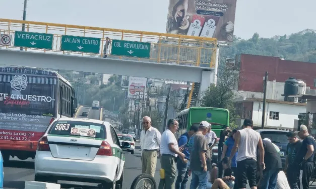 Motociclista lesionado en  el bulevar Xalapa – Banderilla