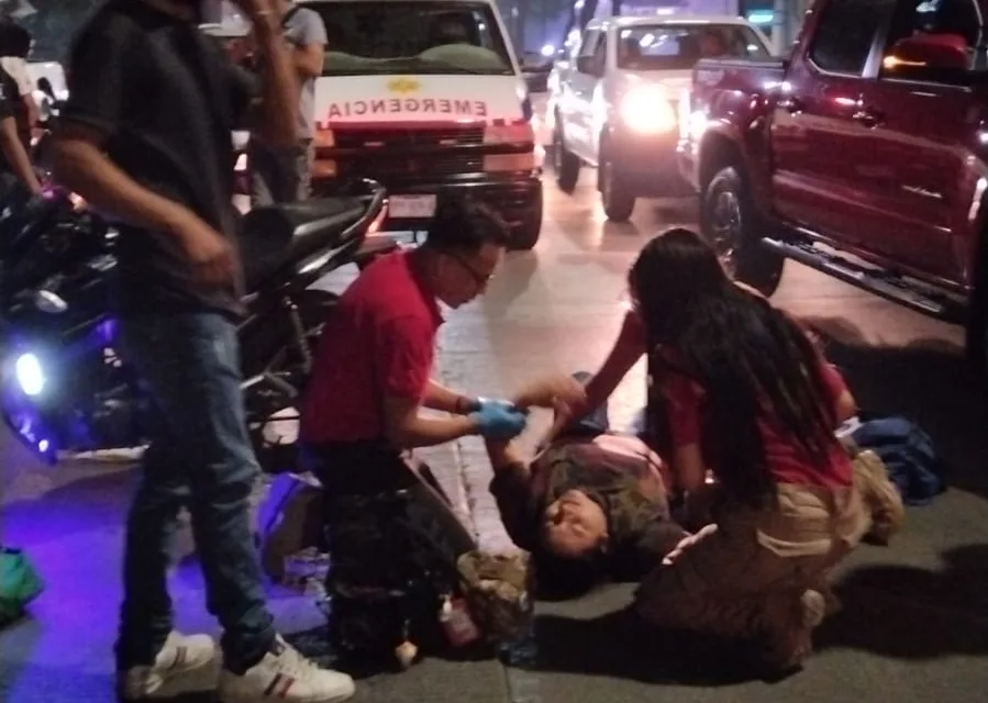 Persona atropellada en la avenida Lázaro Cárdenas, a la altura del Congreso del Estado
