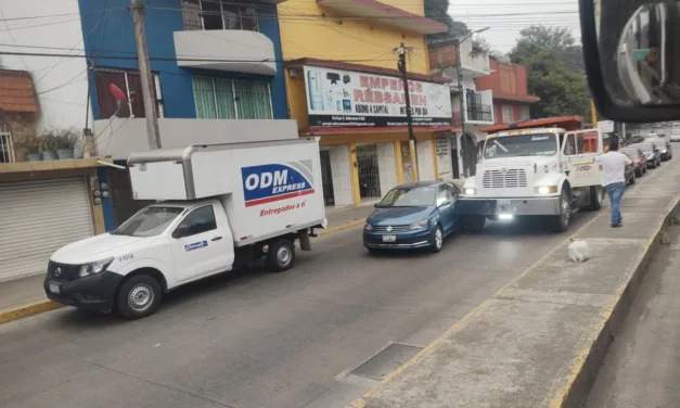 Accidente de tránsito en la avenida Rébsamen, Xalapa