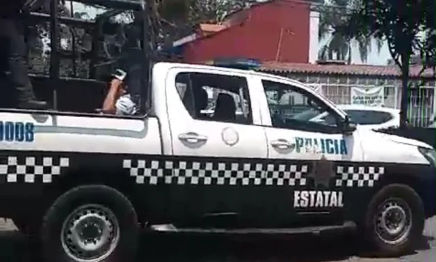 Detienen a taxista en el fraccionamiento Los Ángeles en Xalapa