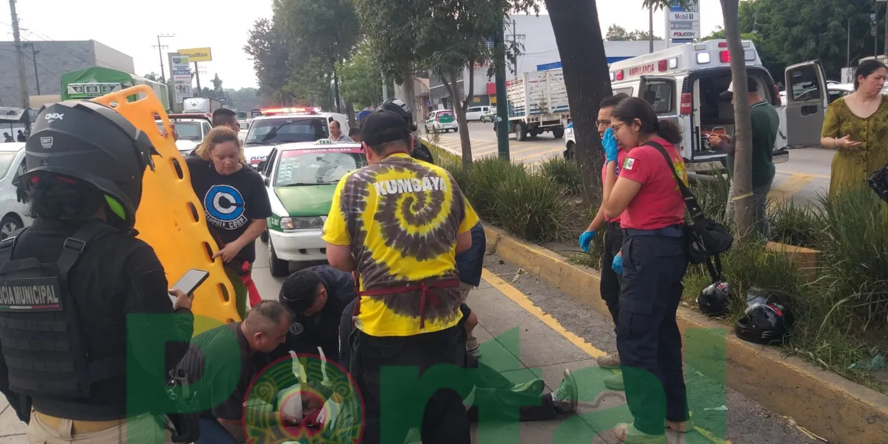 Persona atropellada a 5 metros del puente peatonal en Xalapa