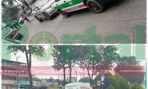 Dos accidentes, en donde taxis se ven involucrados