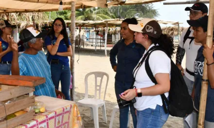 Estudiantes, docentes e investigadores de la UV visitaron la comunidad Arroyo de Liza, con el objetivo de brindar asesoría a los pobladores en diversos temas.