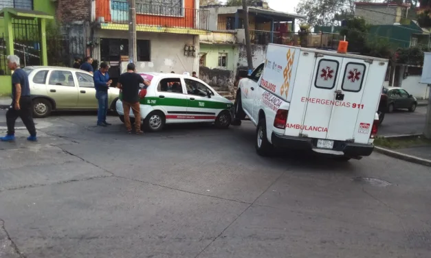 Chocan  taxi y Grúa  en Independencia y Chapultepec,