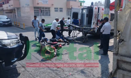 Motociclista lesionado en la colonia Constituyentes,  Xalapa