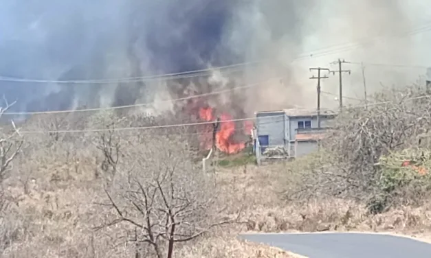 Se registra incendio en el municipio de Emiliano Zapata