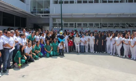 Facultad de Odontología UV participó en el Proyecto Sonrisas, brindaron atención bucodental a 300 niñas y niños