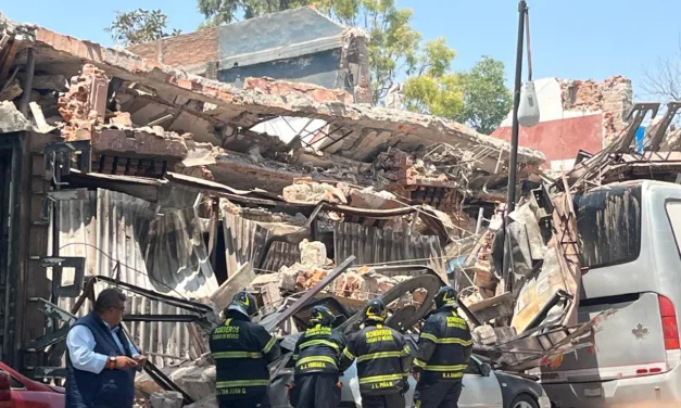 Colapsa estructura de ‘El Patio’, histórico centro de espectáculos en la CDMX