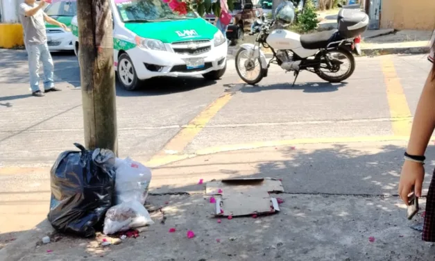 Motociclista y taxi chocan a la altura de la gasolinera de la calle Miami