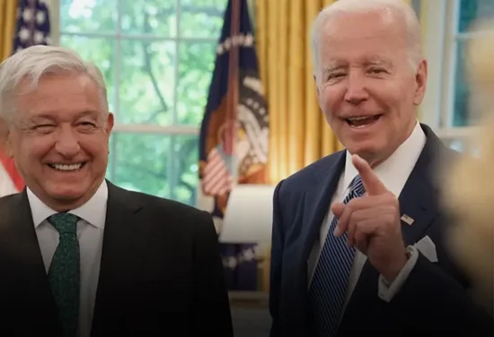 López Obrador y Joe Biden sostienen una llamada donde, “Acordaron continuar con la estrecha colaboración entre ambos países a fin de gestionar los flujos migratorios