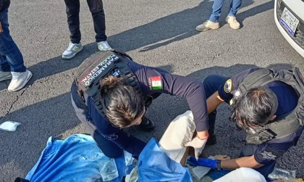 Se incendia Tractocamión en la Xalapa – Perote, elementos de SSP atienden lesionados