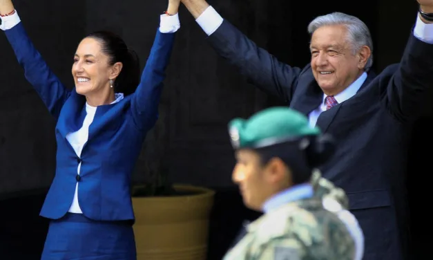 Video: Claudia Sheinbaum llega a Palacio Nacional para encuentro con AMLO