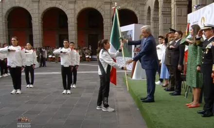 AMLO abandera a la delegación mexicana que asistirá a los Juegos Olímpicos en París