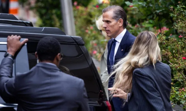 Biden se reúne con su hijo Hunter tras ser declarado culpable