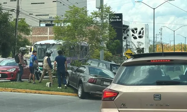 Accidente de tránsito sobre Arco Sur , Xalapa