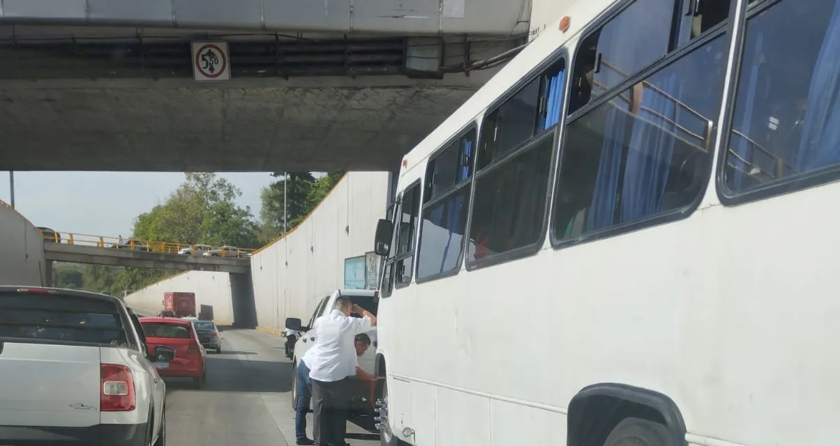 Dos accidentes de tránsito, a la altura del distribuidor de La Araucaria