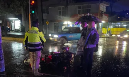 Motociclista lesionado en la avenida Ruiz Cortines