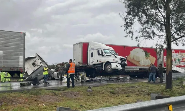 ACCIDENTE EN LA MÉXICO – QUERÉTARO DEJA VARIAS PERSONAS FALLECIDAS