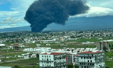 Impresionante incendio en Puebla; no hay lesionados ni muertos