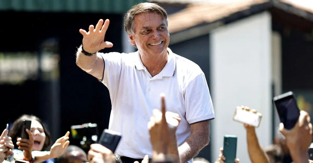 Policía imputa a Bolsonaro por apropiación de joyas obsequiadas a Presidencia