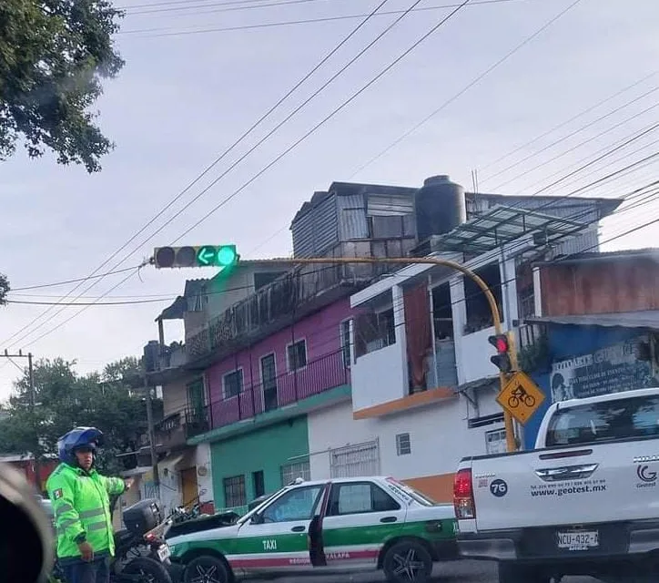 Accidente de tránsito sobre Ruiz Cortines, Xalapa