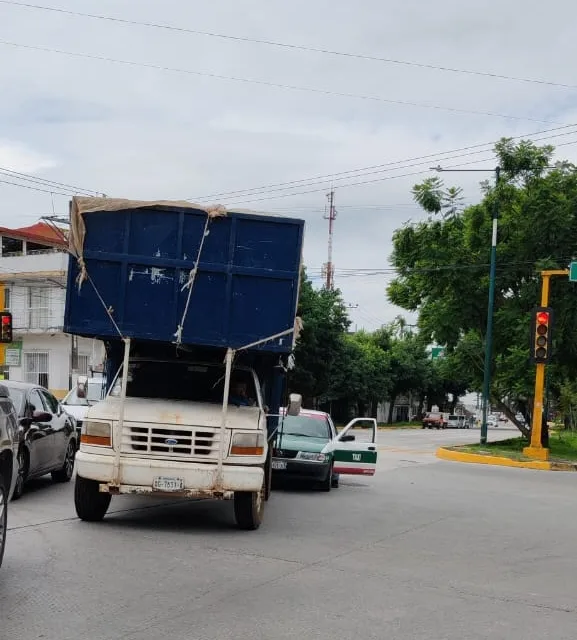 Accidente de tránsito en Lucio Blanco y Ruiz Cortines