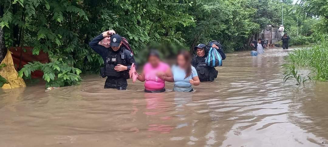 SE DESBORDA RÍO CAZONES EN VERACRUZ, SSP ACTIVÓ PLAN TAJÍN