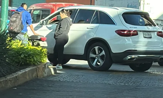 Accidente de tránsito en Murillo Vidal esquina Zamora