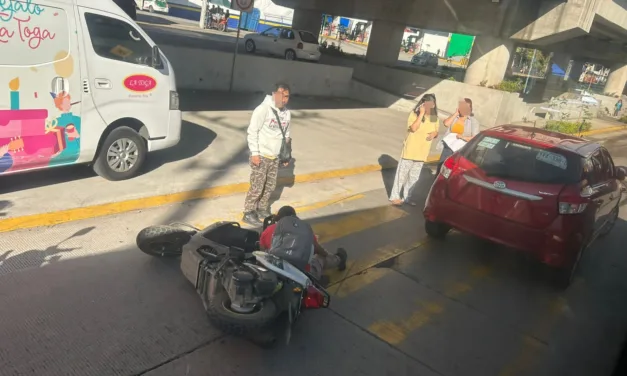 Accidente de tránsito a la altura del puente de La Corona, Xalapa