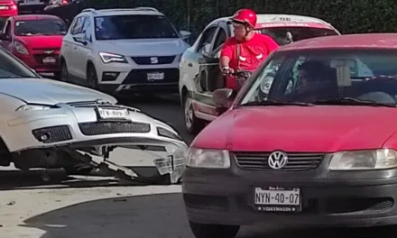 Accidente de tránsito en la avenida Rébsamen, Xalapa