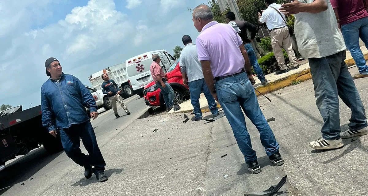 Accidente en la carretera Xalapa-Coatepec,  via Las Trancas