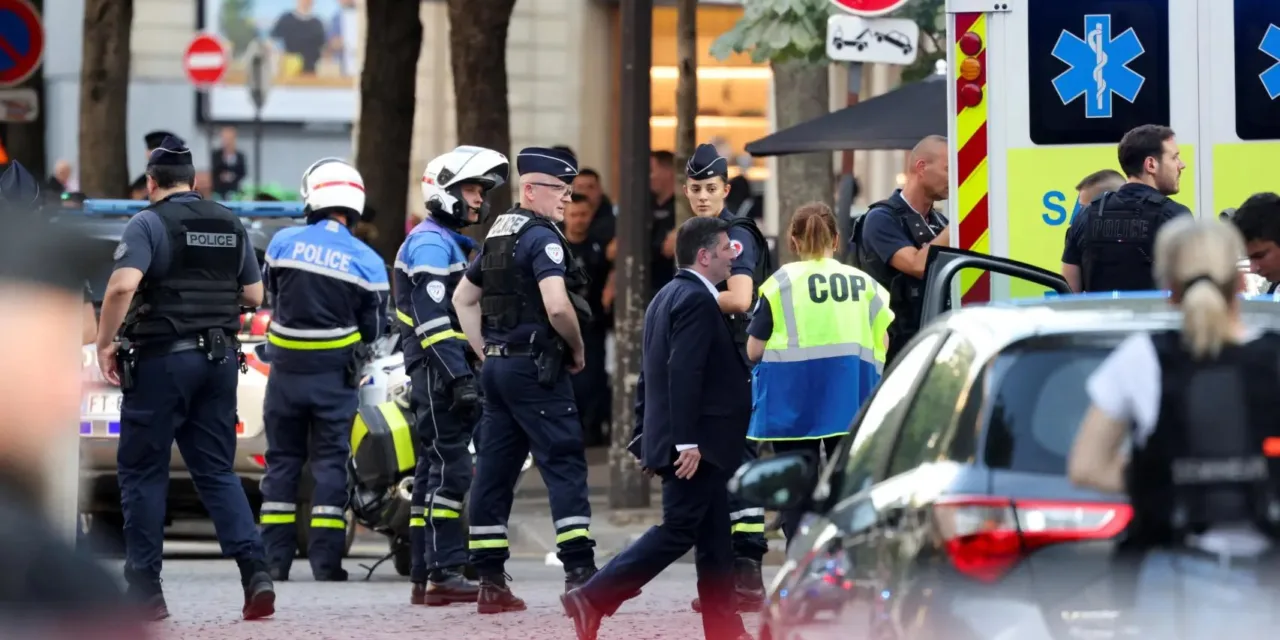 Un policía, herido en un ataque con cuchillo en los Campos Elíseos de París