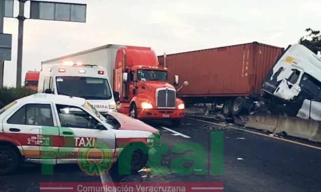 Accidente de tránsito en la autopista Cardel – Veracruz,