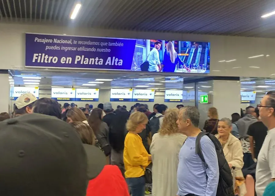 Video: Aeropuerto de Guadalajara un caos este viernes