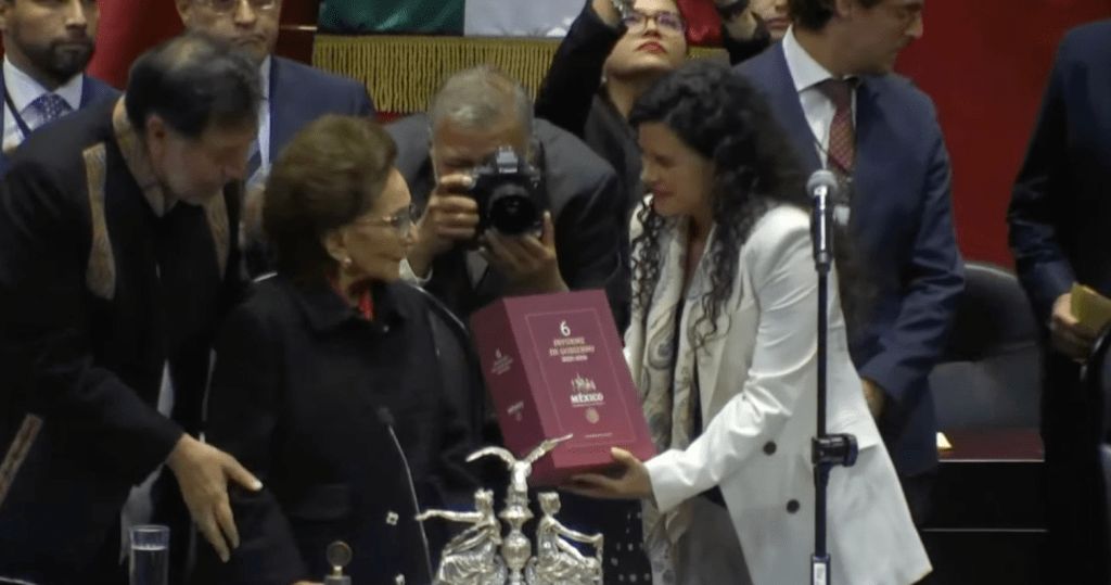 Entrega Luisa María Alcalde el Sexto Informe de Gobierno en el Congreso