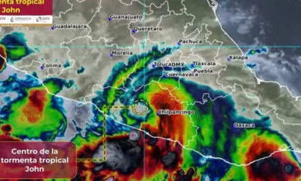 Huracán John se degrada a tormenta tropical tras tocar tierra en Guerrero