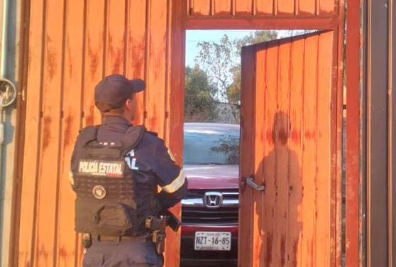 LOCALIZAN CAMIONETA EN LA QUE VIAJABAN LOS LADRONES DE LA TEXCOCO-CALPULALPAN