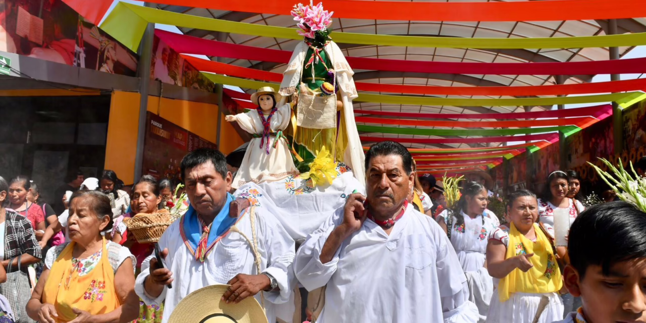Con ceremonia, inicia Cumbre Tajín 2025 en el Parque Temático Takilhsukut