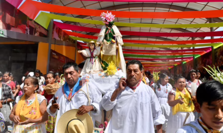 Con ceremonia, inicia Cumbre Tajín 2025 en el Parque Temático Takilhsukut