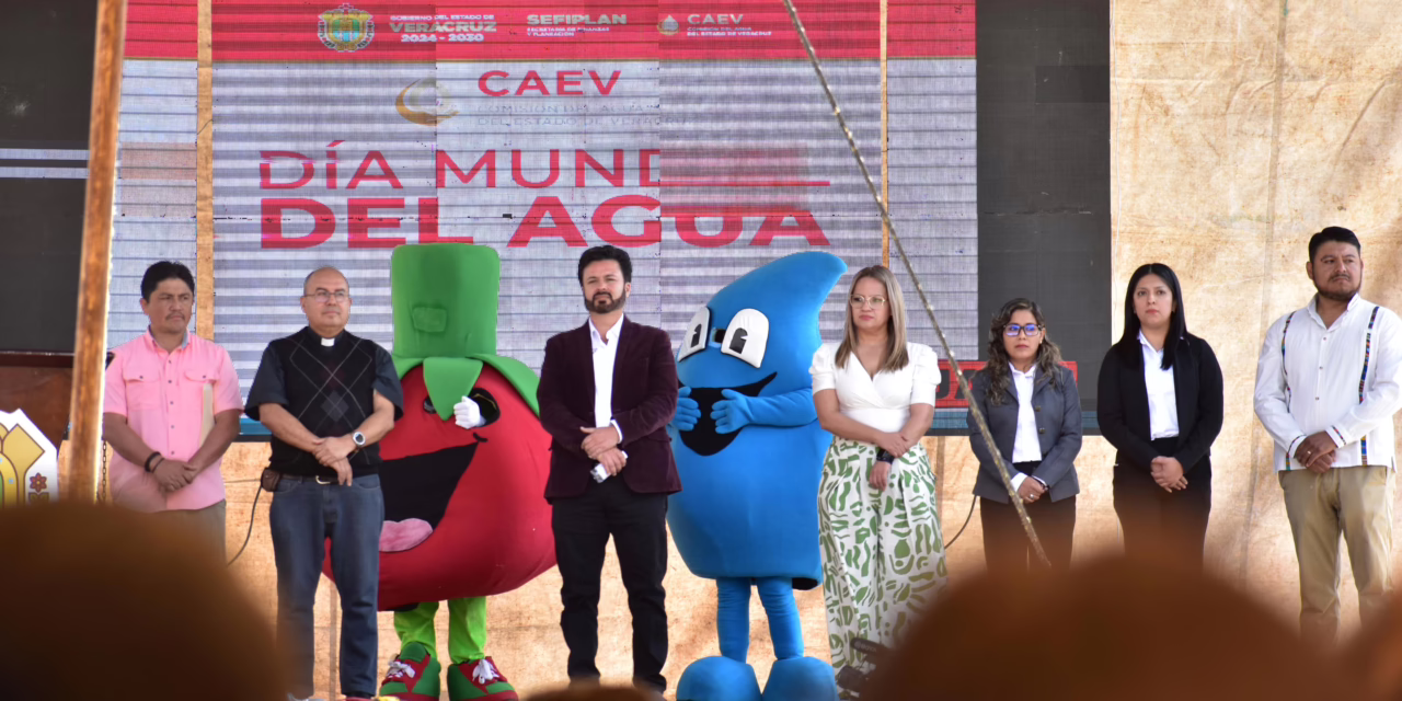 Pone en marcha CAEV dos purificadoras de agua en Tomatlán