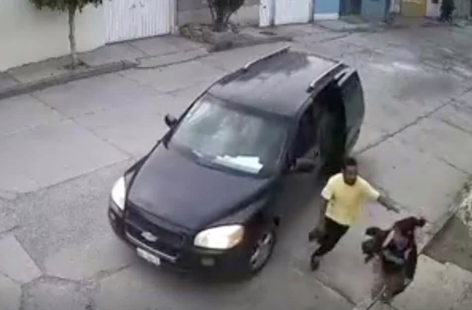 Sujetos intentan secuestrar a una menor cuando caminaba por calles del municipio de Chimalhuacán