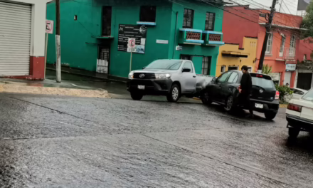 Accidente de tránsito en la avenida 20 de Noviembre