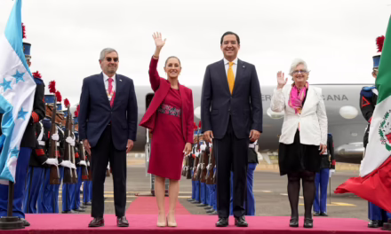 Claudia Sheinbaum llega a Honduras para la IX Cumbre de la Celac