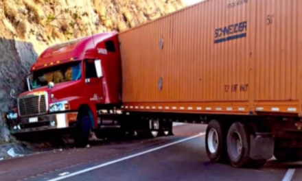 Intento de asalto, conductor falleció por impactos de bala en la carretera Chamapa-Lechería