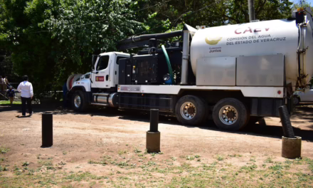 Realiza CAEV limpieza y desazolve de manantiales en El Castillo